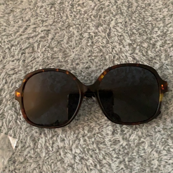 Dior tortoise Sunglasses New - Picture 8 of 9